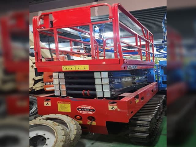 10M剪刀式 履帶 北美機械股份有限公司